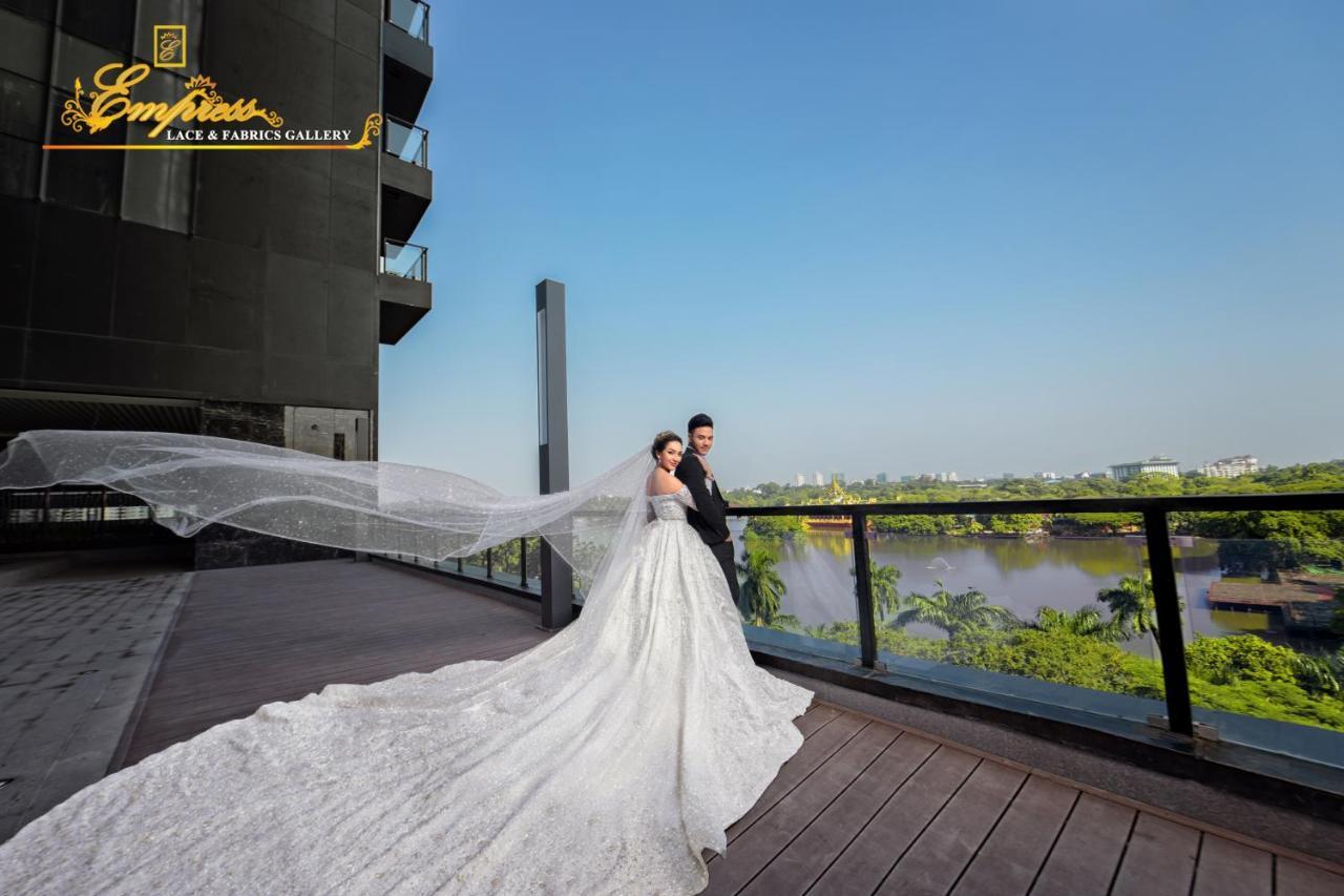Wyndham Grand Yangon Hotel Exterior foto