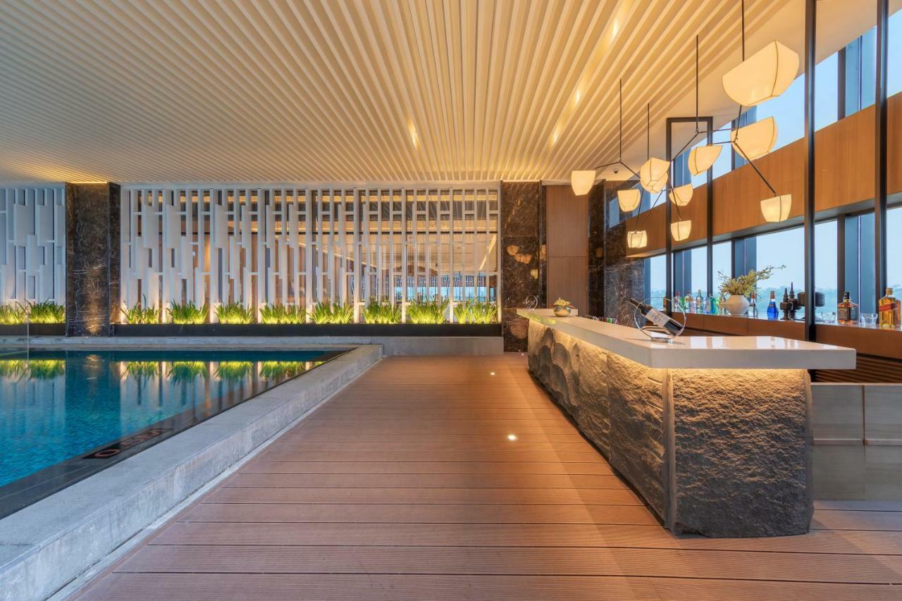 Wyndham Grand Yangon Hotel Exterior foto